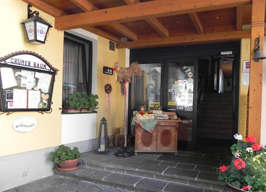 Gasthof Gruener Baum Kirchberg am Wechsel Exteriör bild